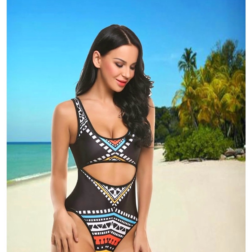 NEW w/o Tags Women’s Cut-Out Monokini Swimsuit - Picture 8 of 14